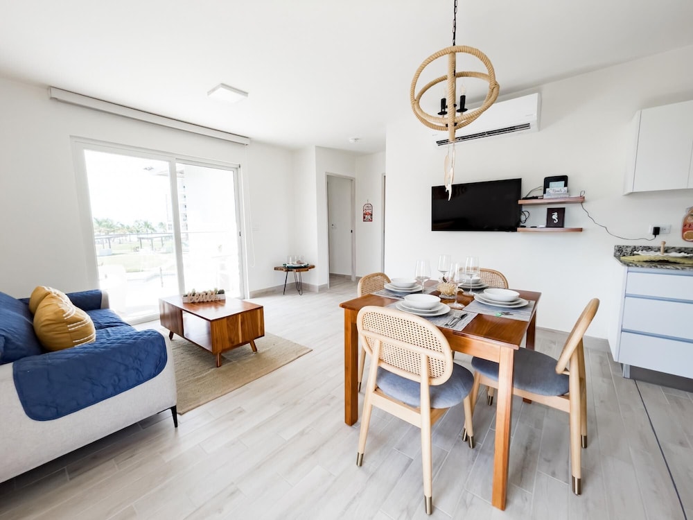 Residences C4-1d in Chame view 2