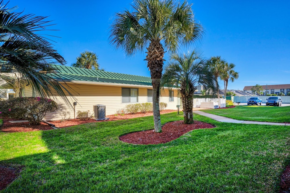 Hotel Sandprints B3 - Image 1