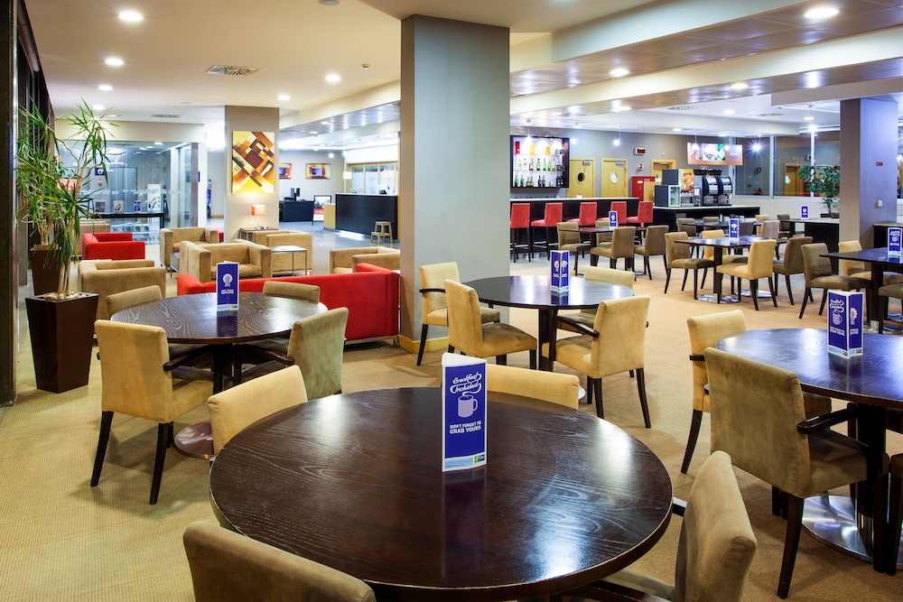 Oeiras Vacations - Holiday Inn Express Lisbon - Oeiras, an IHG Hotel - Property Image 8