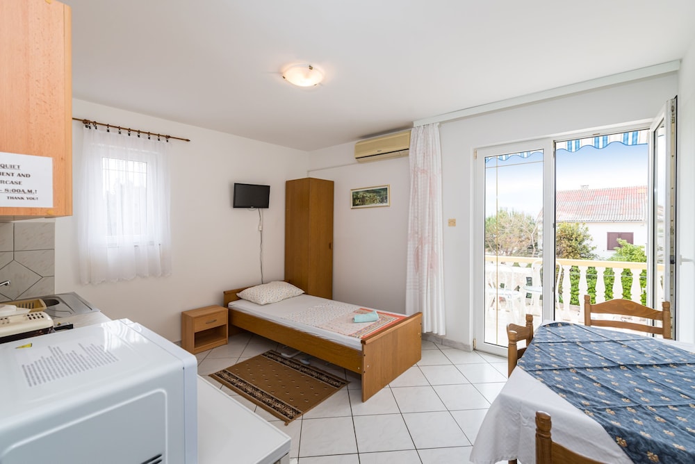 Nice Apartment Silvia 1 for 4 Persons view 3