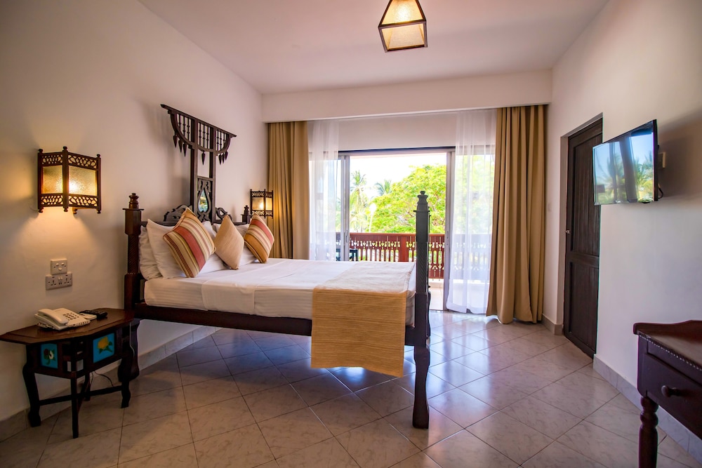 Bamburi Beach Hotel - All Inclusive