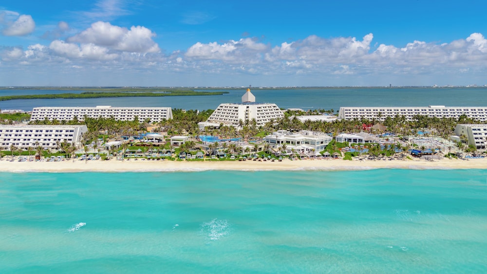 The Grand Oasis Cancun - All Inclusive