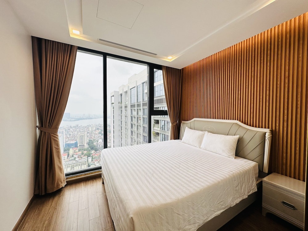 HKG-Vinhomes Metropolis-Business Class