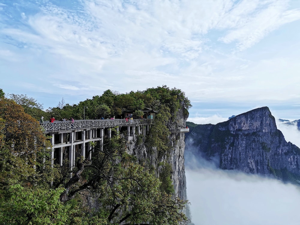 Zhangjiajie Valley Love Holiday Hotel