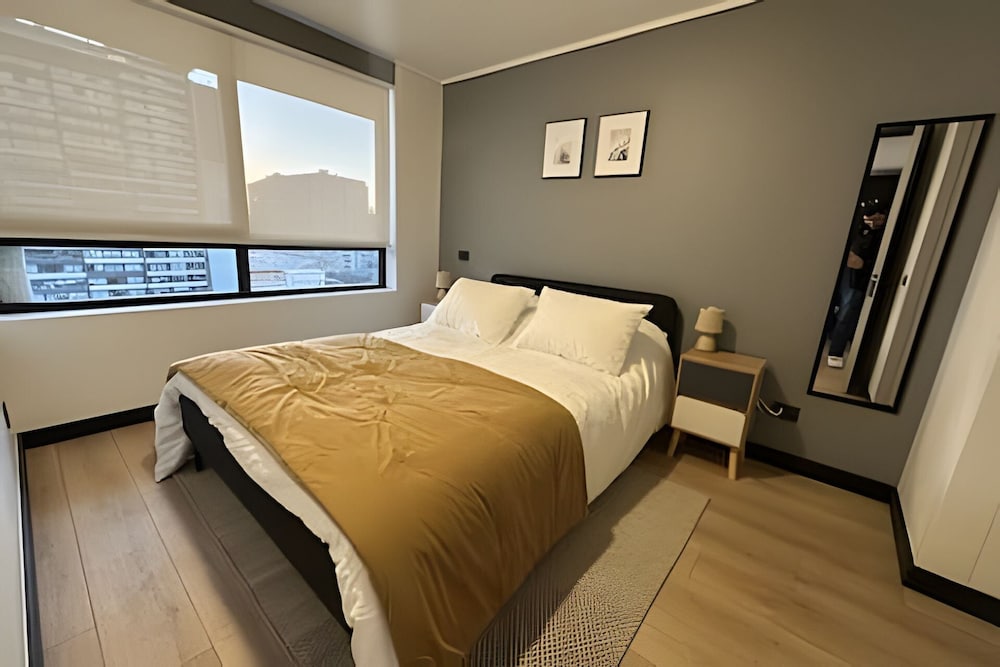 Oceana Suites San Eugenio