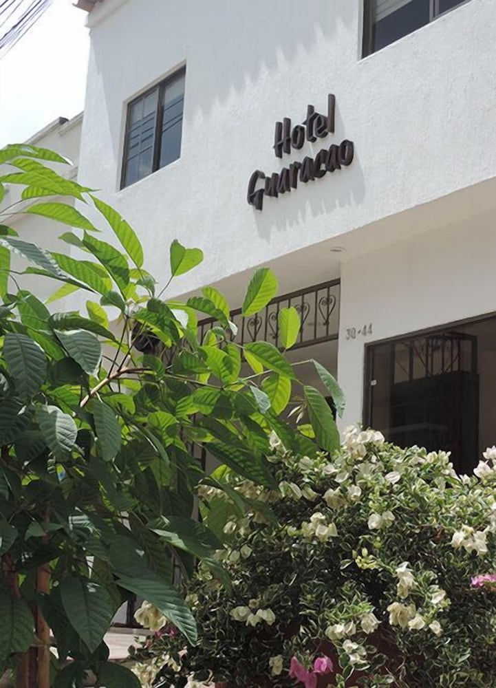 Hotel Guaracao - Image 1