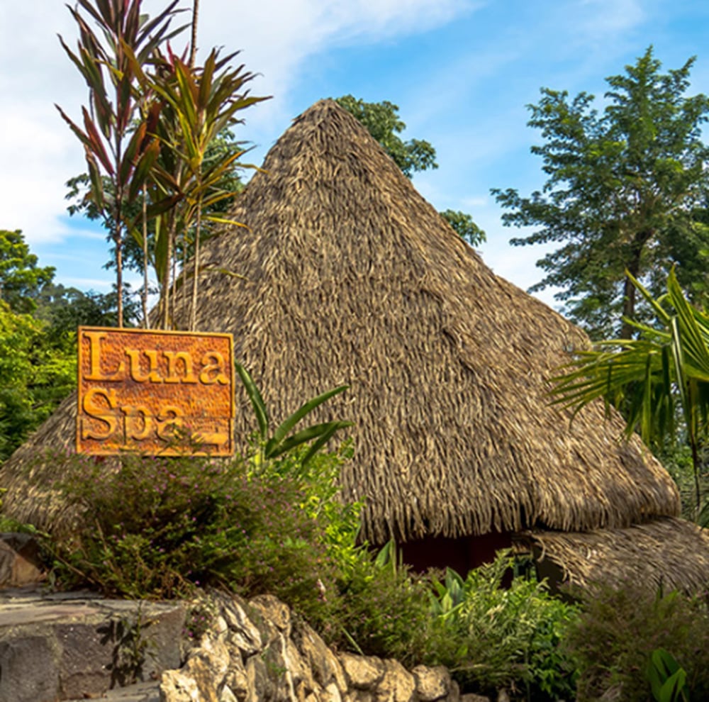 Luna Lodge