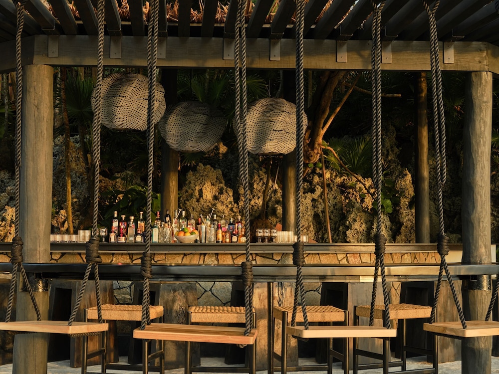 Kimpton Grand Roatan Resort And Spa by IHG - Photo 75