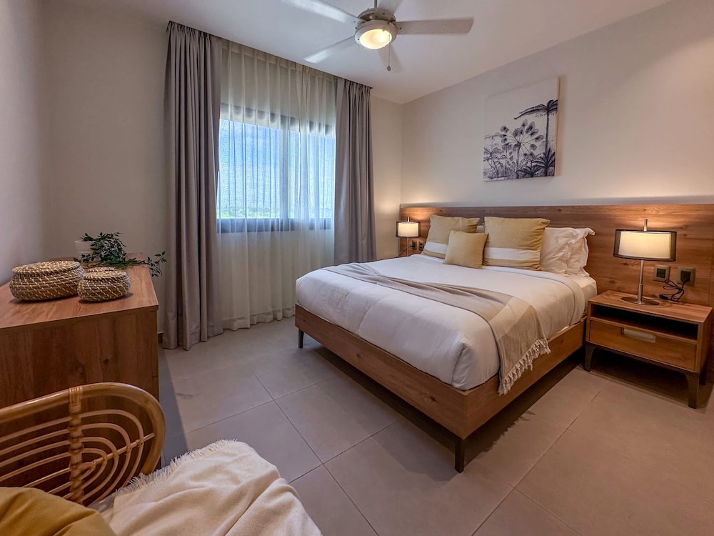 Fantastic new Golf View Apartment