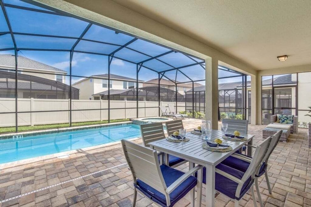 1513nassau 5 Bedroom Villa