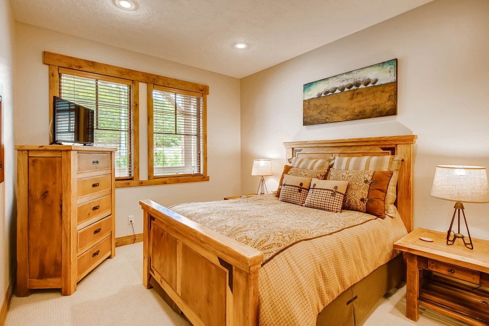 Park City Ski Resort - Town Pointe Condos