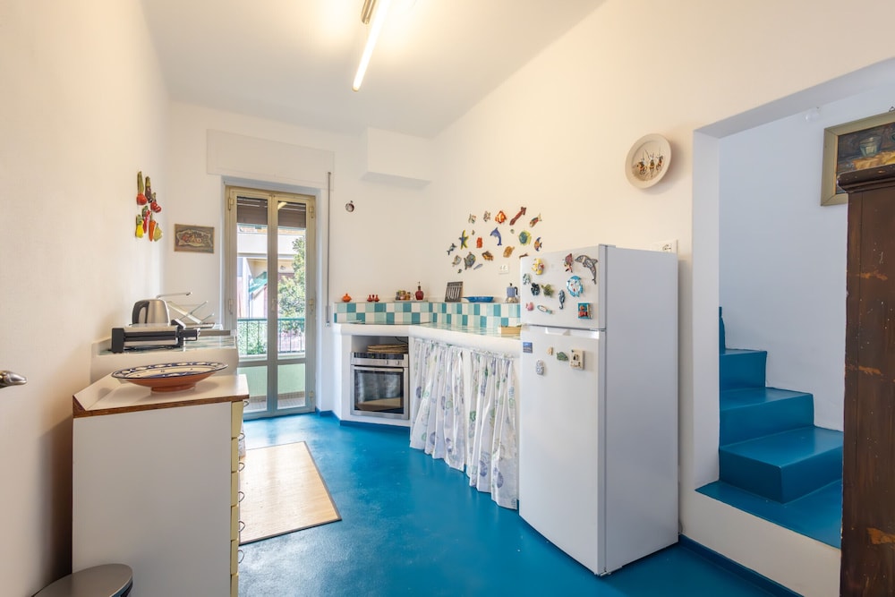 Tennis Flat With Sea View by Wonderful Italy
