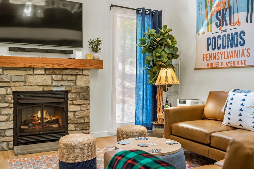 Somerset Lodge by Avantstay Hot Tub Lake Access Community Amenities