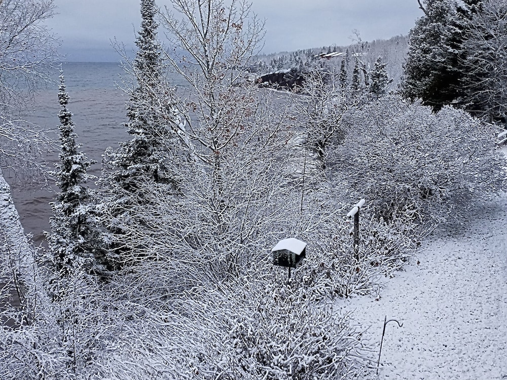 The Cliff Dweller on Lake Superior