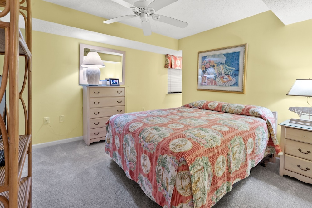 Ocean Bay Club 909 by RedAwning