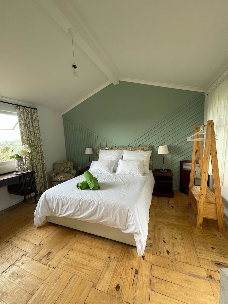 Charming Cottage in Elgin, Grabouw