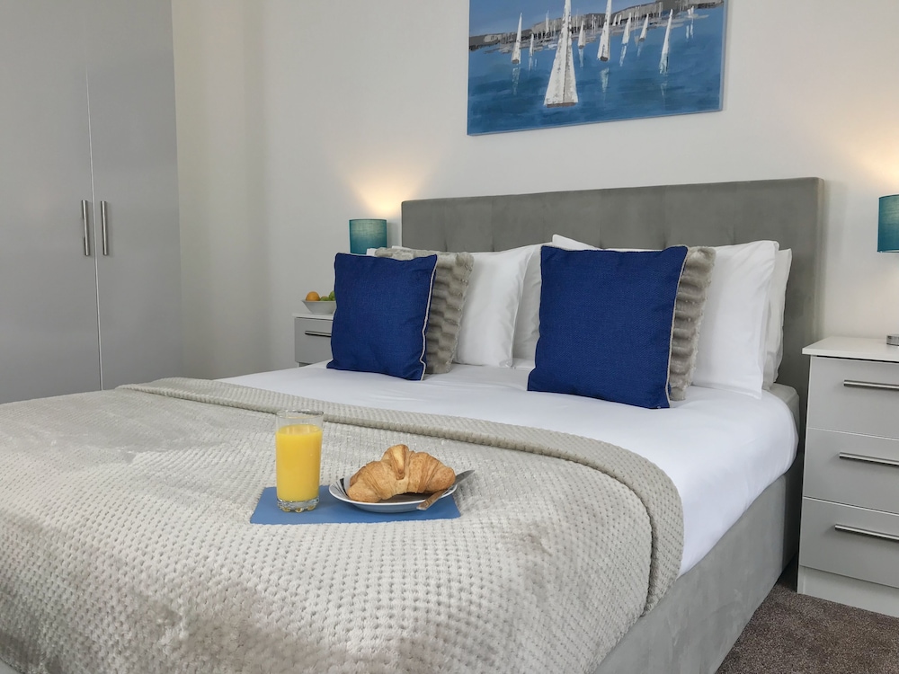 Lux Blu - Truro Apartment view 3