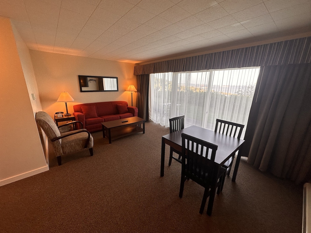Astoria Crest Motel