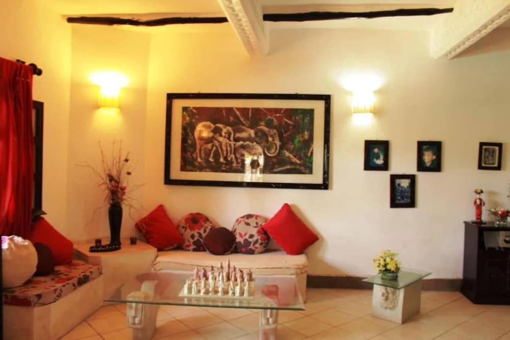 Beach Location Luxury Villa view 4