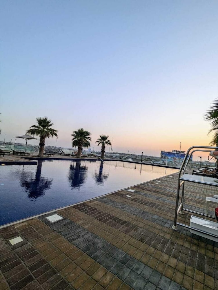 1 Bedroom Apartment In Gulf Vita A photo 4