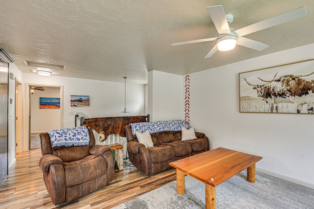 Walk to Downtown: Family-friendly Cody Home!