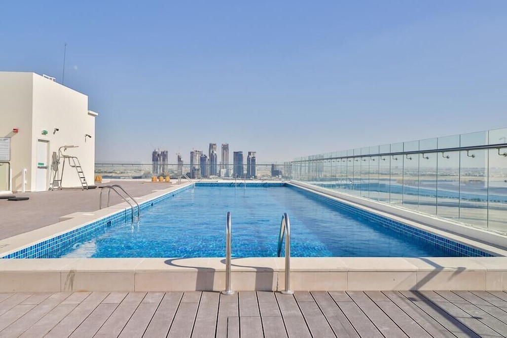 Fully Furnished Studio in Azizi Aliyah