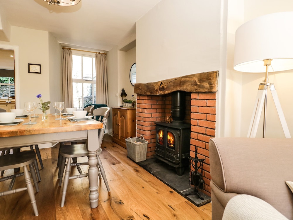 Snowdrop Cottage