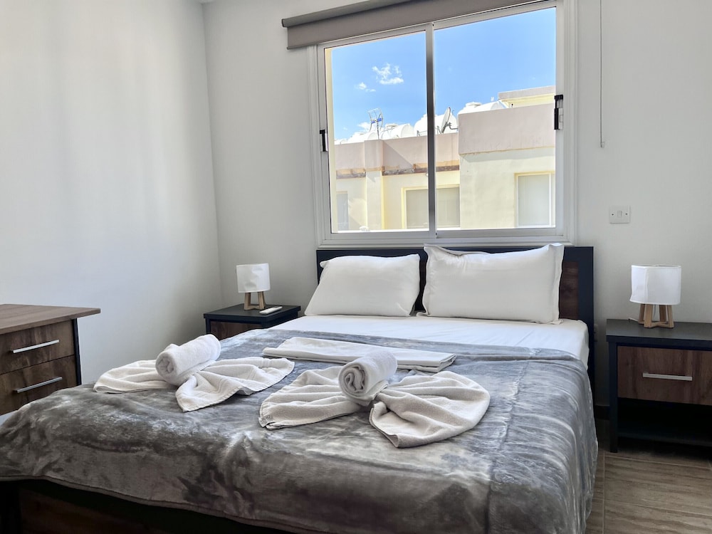 41 KAP - Stay Paradise Apartment
