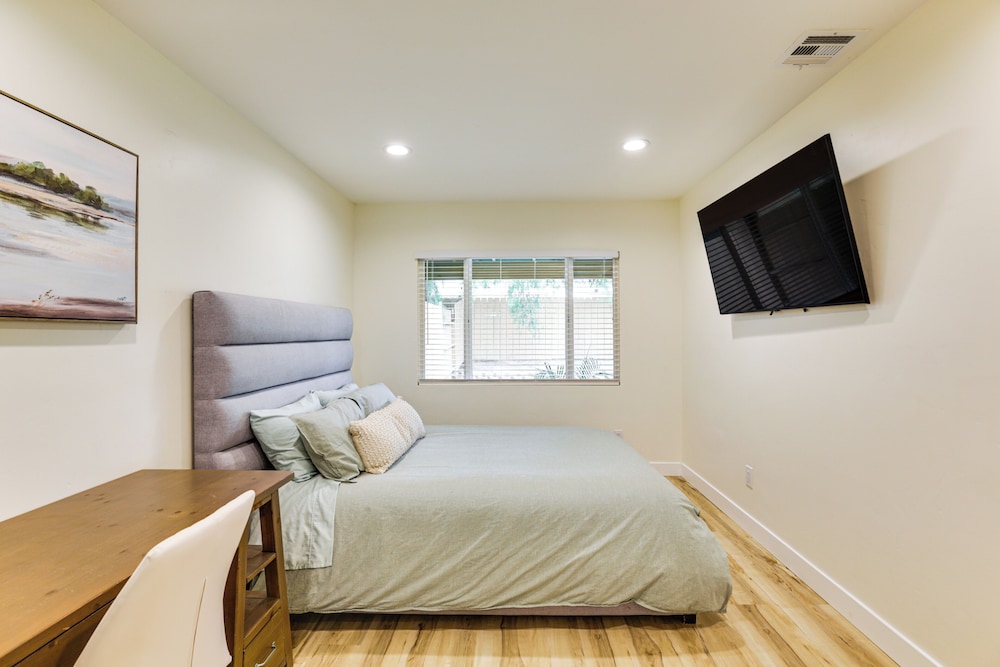 1 Mi to Chula Vista Bayfront: Home w/ Patio!