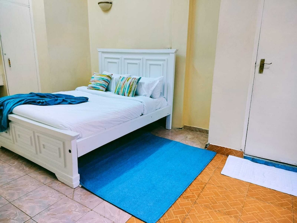 Lux Suites Anahita Apartments Parklands