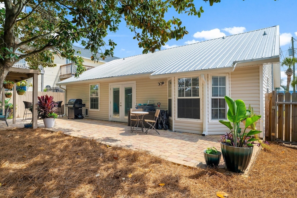 Beach Haven 3 Bedroom Cottage view 5