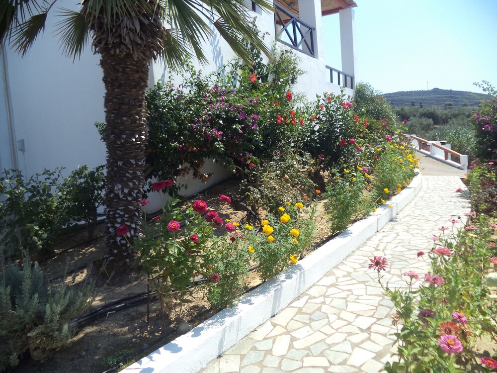 Ilis Villas