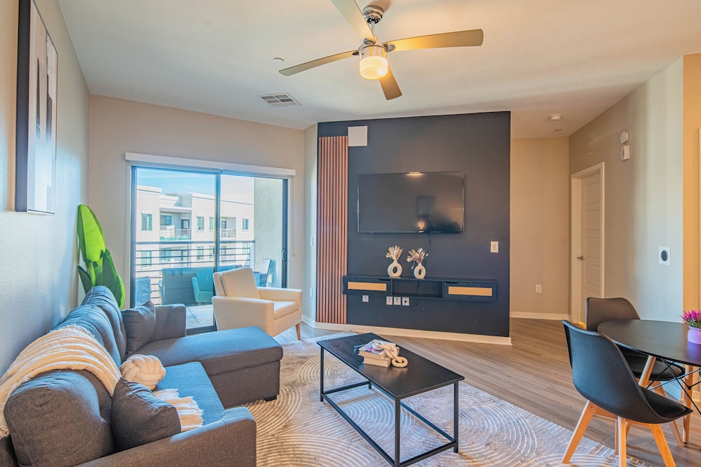 ROVE LIVING/KL - Alta North Central