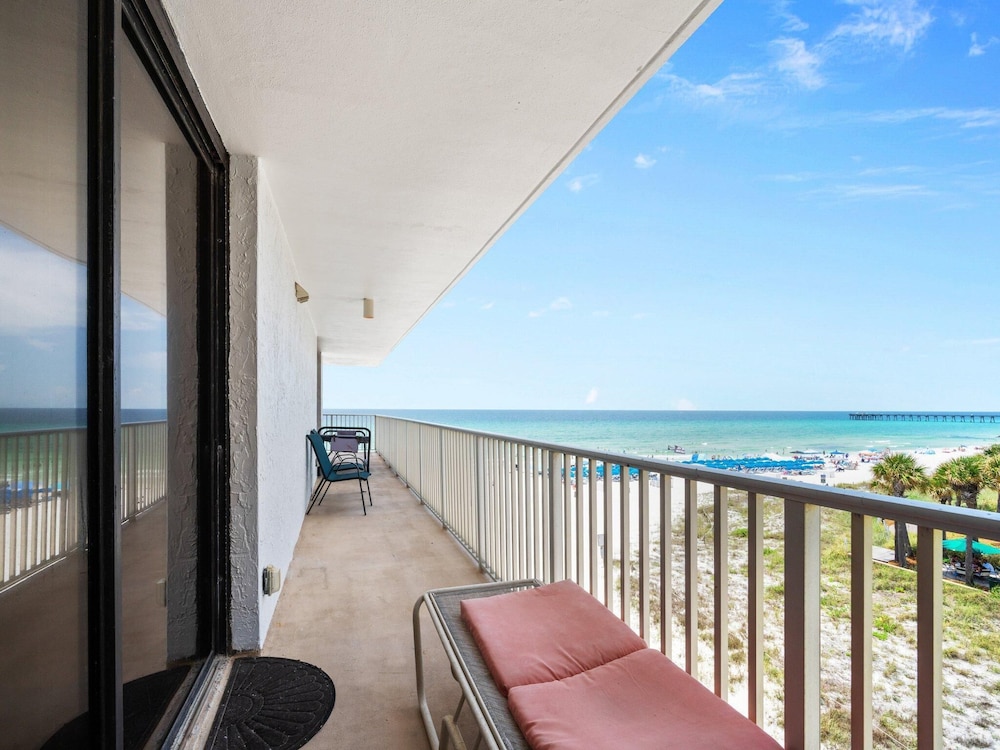 Windward 408 at Edgewater