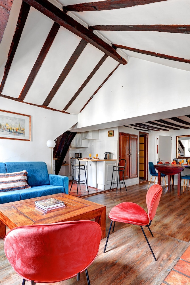 Cozy 2BR in the Heart of Île Saint-Louis