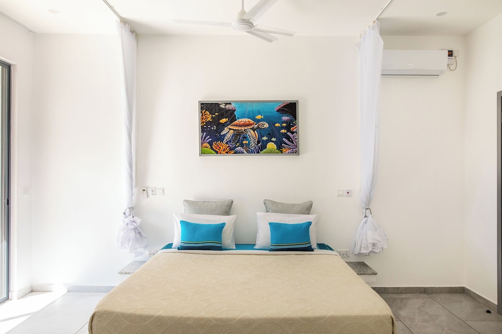 Coral Reef Villas