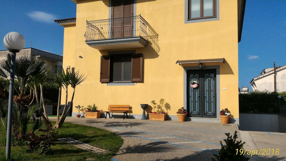Villa Rosa