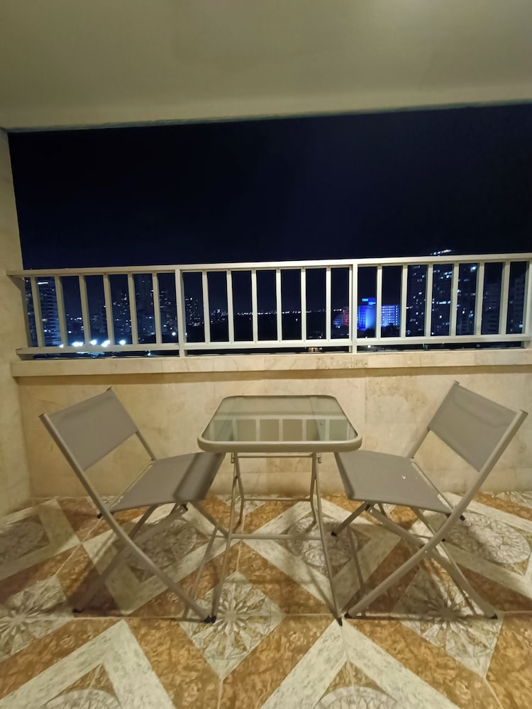 LINDO APTO EN PISO 12 BY PARCEROS GROUP.