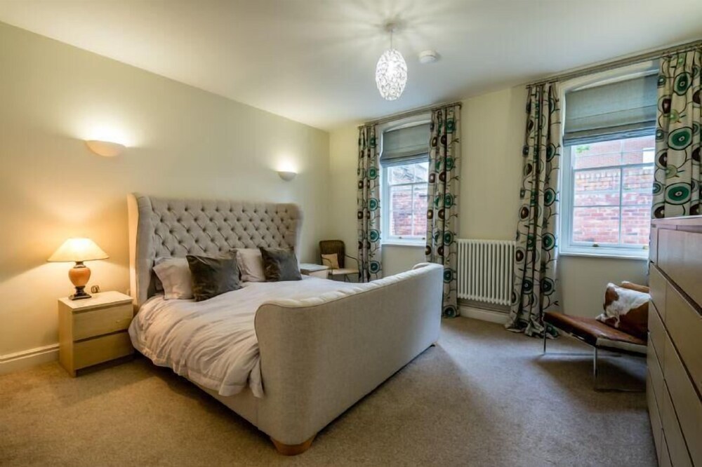 Beautiful Apt In a Listed Georgian House - Apartment 4 view 4