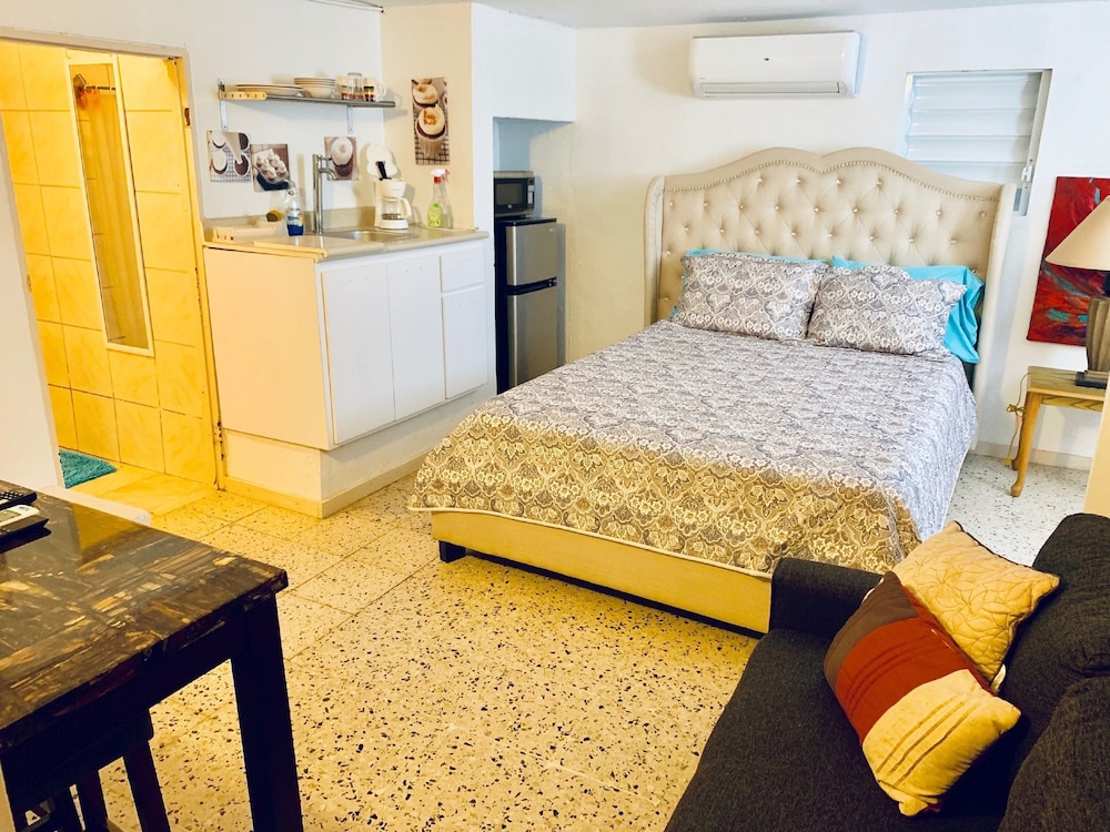 Atenas City Inn