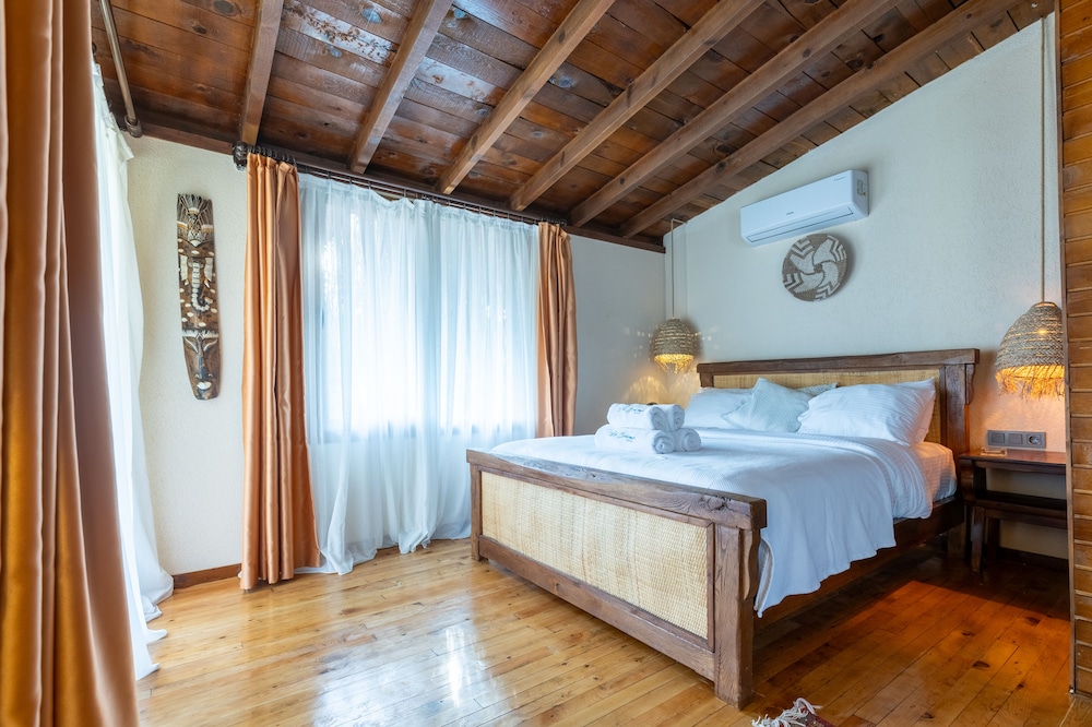 La Boheme Kabak - Image 114