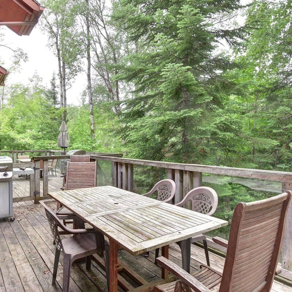 Chalet Refuge 114 in Lac-sup Rieur