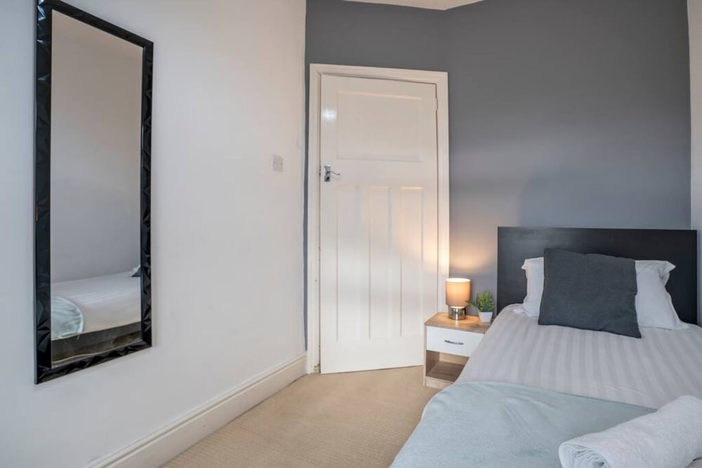 3 Bed Flat-close to City Centre