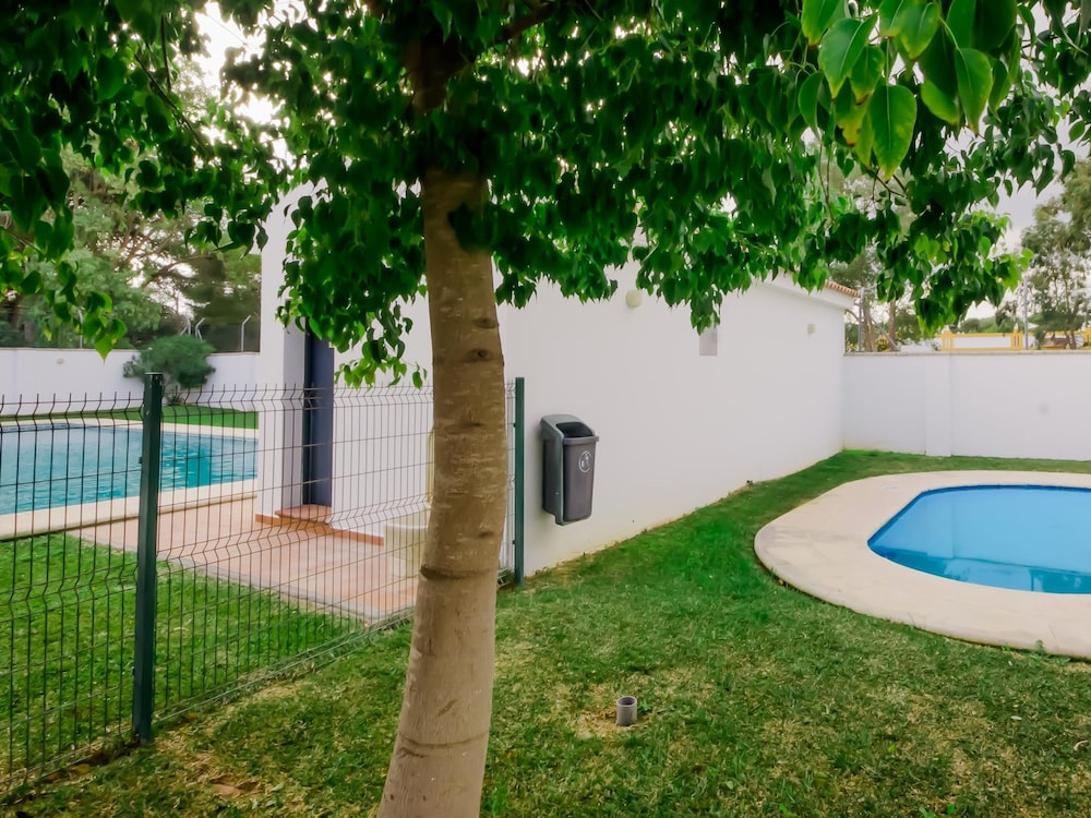 Rotonda IV 1290 in Conil de la Frontera