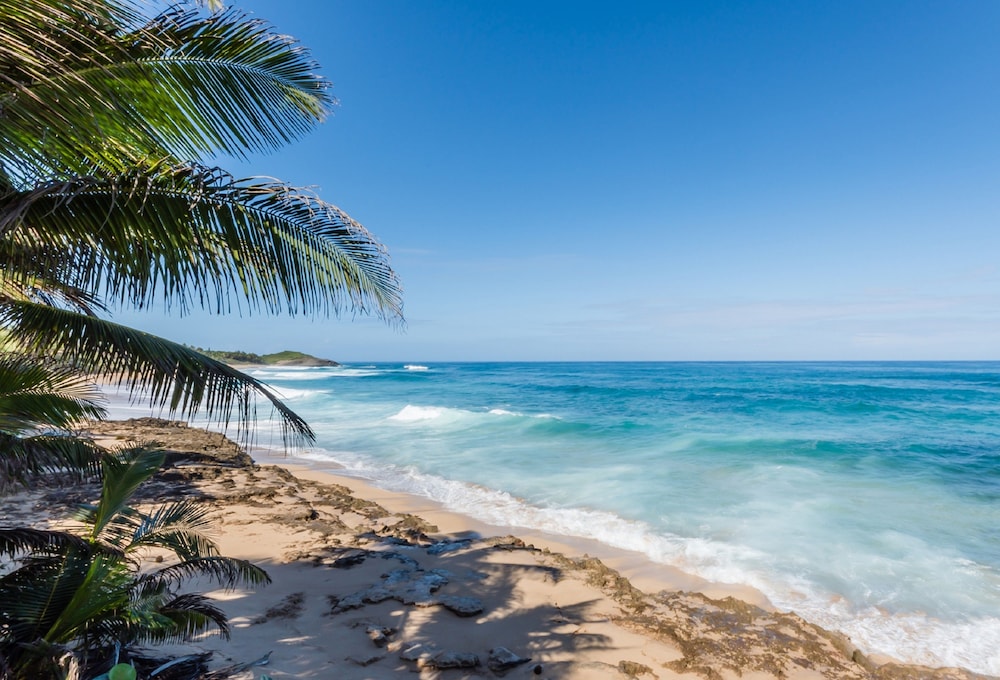 Ventana al Atlantico at Arecibo 681 Ocean Drive