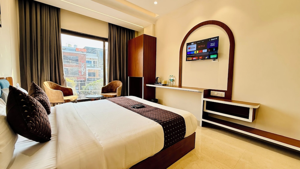 Hotel Mantri Ji