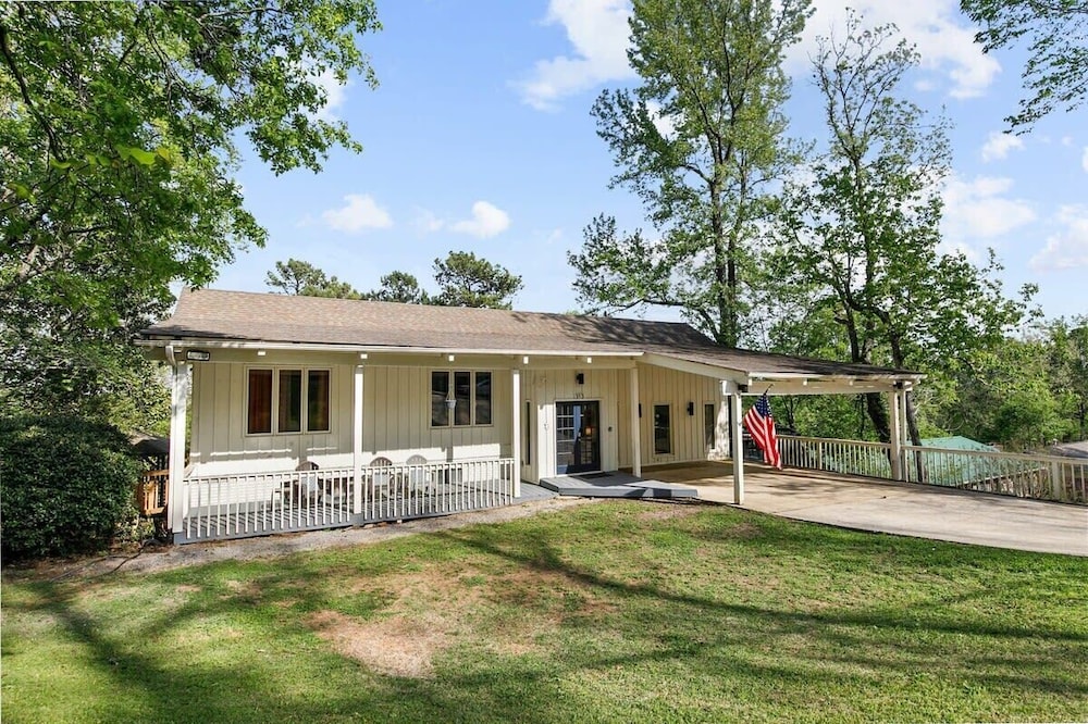 Observatory Drive Terrace House