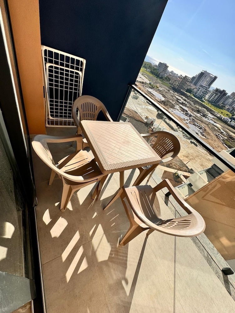 Riverside Life Residences