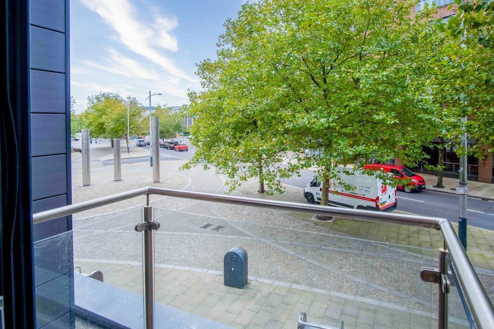 Princess Lofts 1 - 1 Bedroom Studio - Swansea