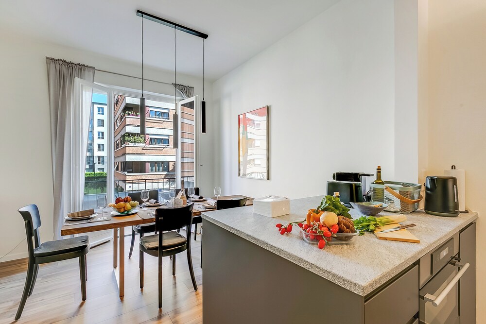Elegant Apartment